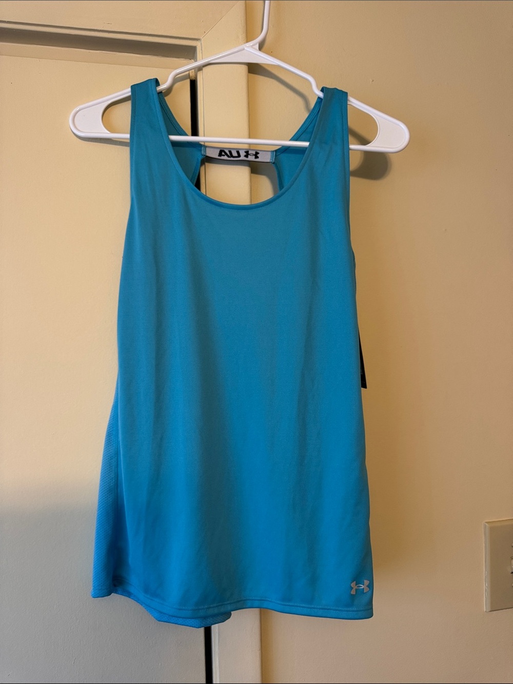 Under Armour Women's Teal Athletic Tank Top